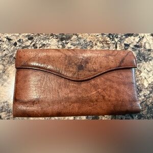 Buxton brown cowhide wallet